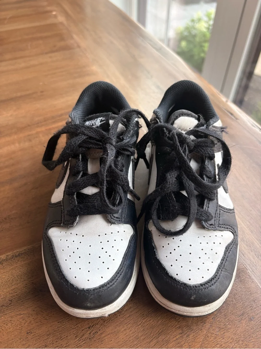 Nike Kids Low Dunk ‘Pandas’ Black & White Sneakers
